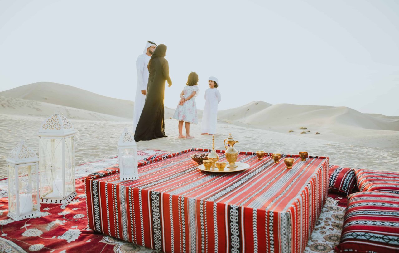 Dune Dinner in Abu Dhabi Desert