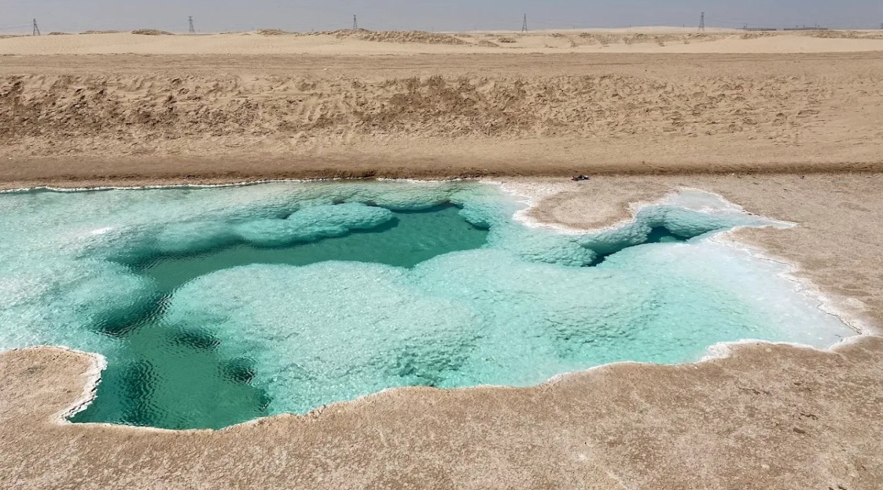 salt lake abu dhabi spectacular day trip destination